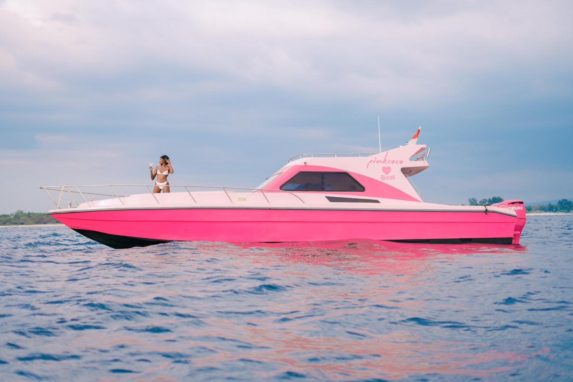 מלון Pinkcoco Gili Trawangan - Constant Surprises - For Cool Adults Only מראה חיצוני תמונה
